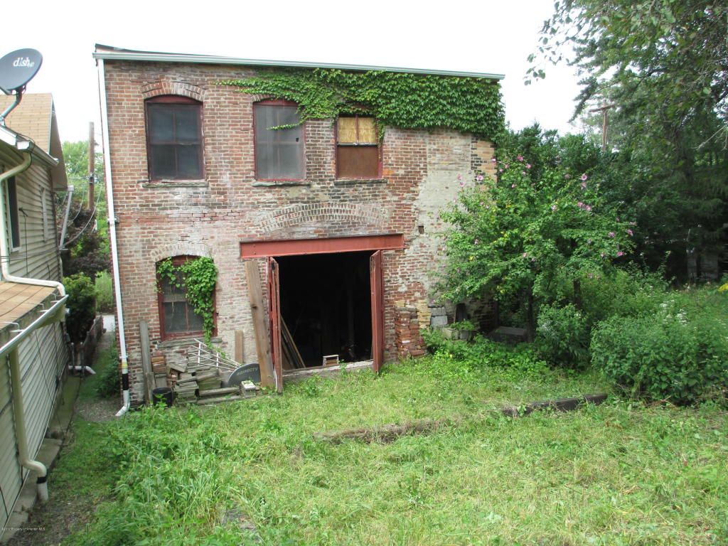 520 1/2 Gordon Ave, Scranton, PA 18508